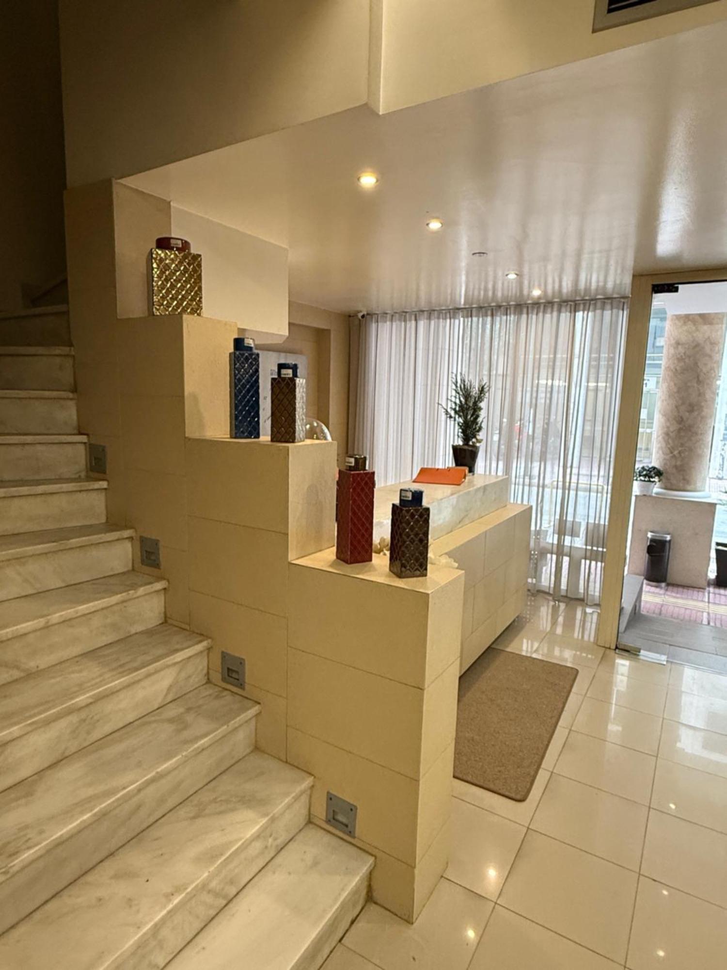 Hotel Ideal Пірей Екстер'єр фото
